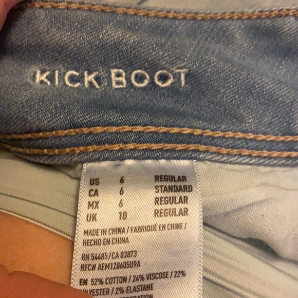 American Eagle Jeans - Picture 4 of 4